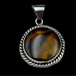 Vintage Sterling Mexico Silver 925 Tortoise Stone Pendant